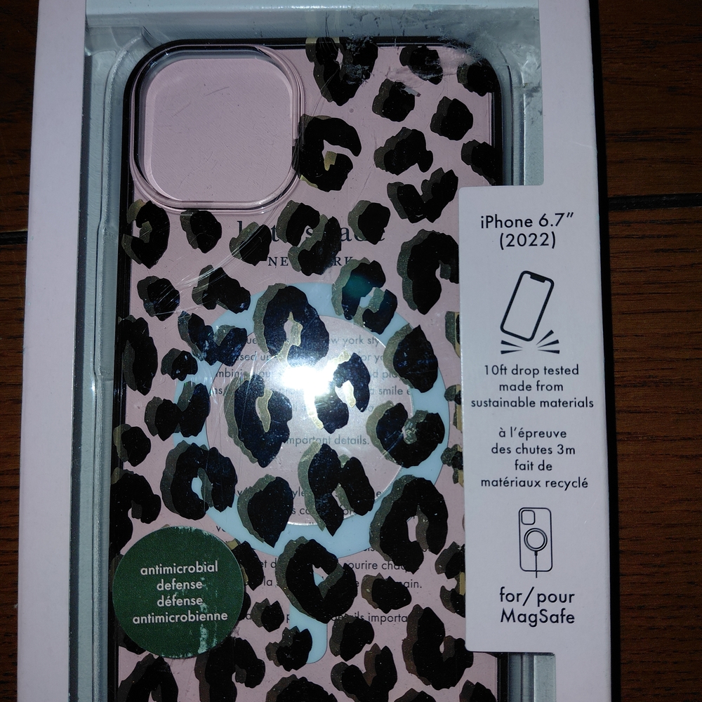 NEW Kate Spade NY protective hardshell  Iphone 14 plus cover